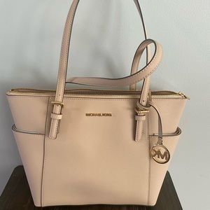Brand New Michael Kors Shoulder Bag